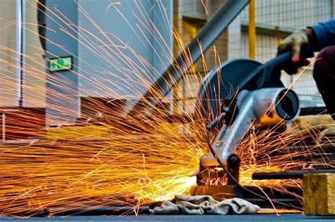 how to become a good metal fabrication|types of metal manufacturing.